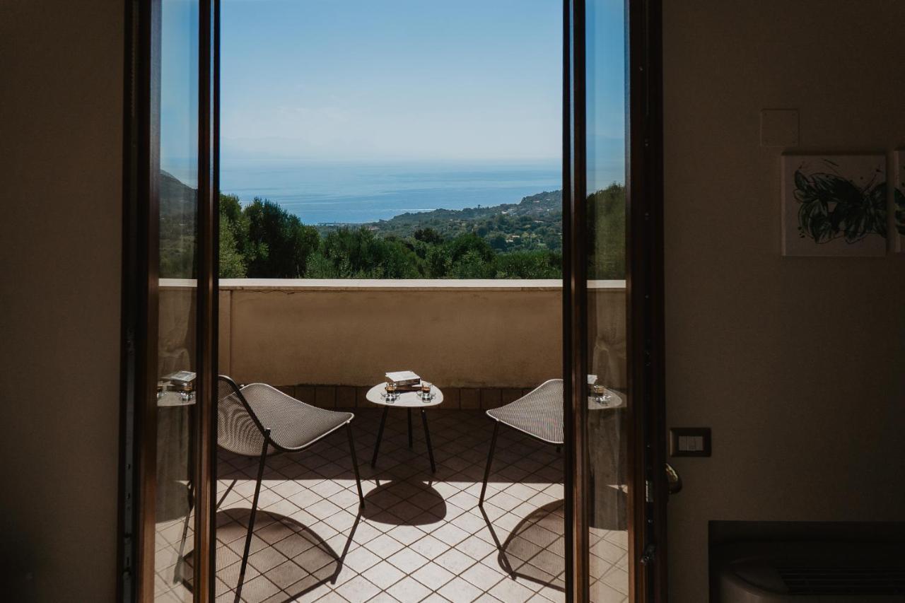 Tenuta Terre Di Bosco Oasi Di Relax Nel Cilento San Giovanni a Piro Bagian luar foto