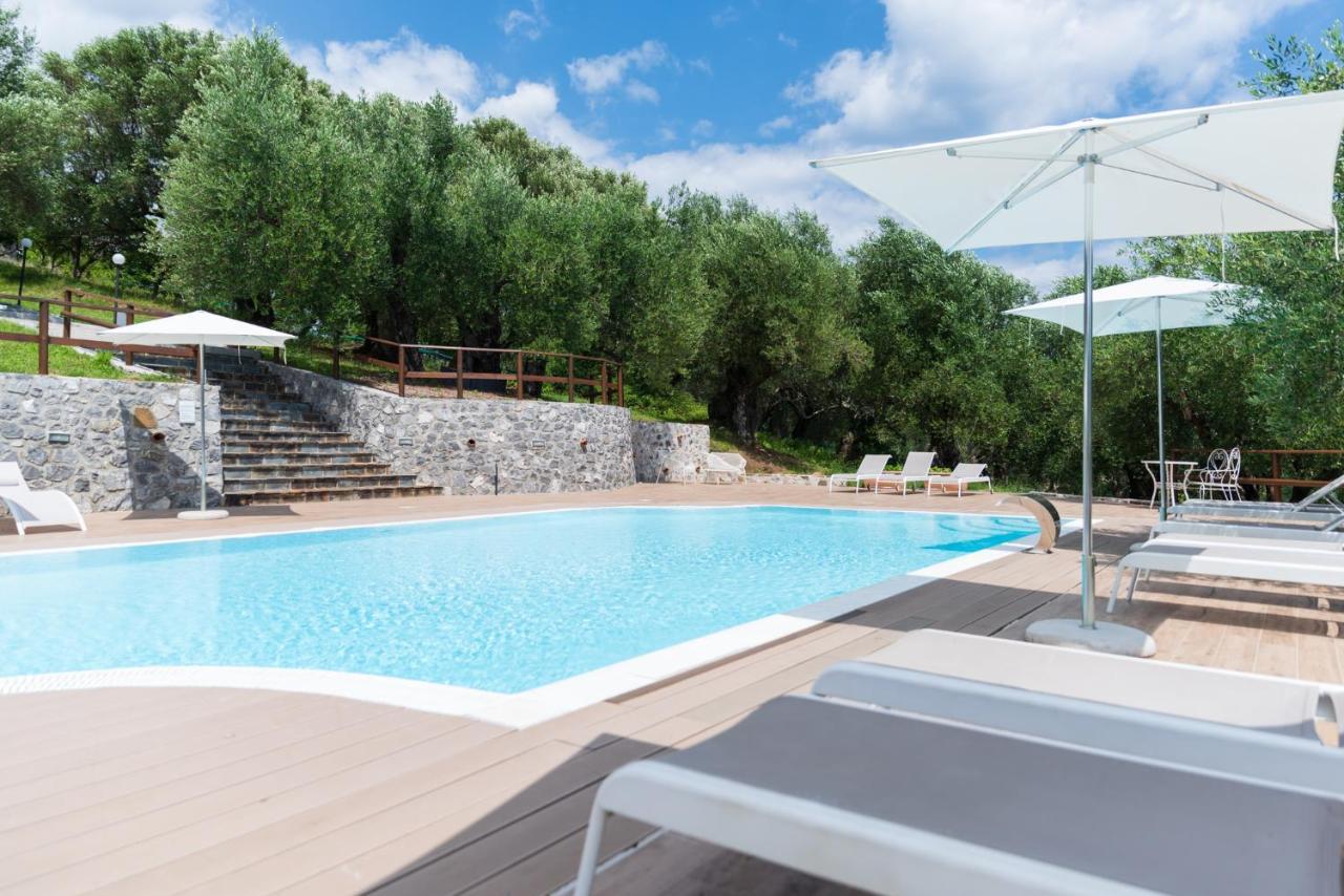 Tenuta Terre Di Bosco Oasi Di Relax Nel Cilento San Giovanni a Piro Bagian luar foto