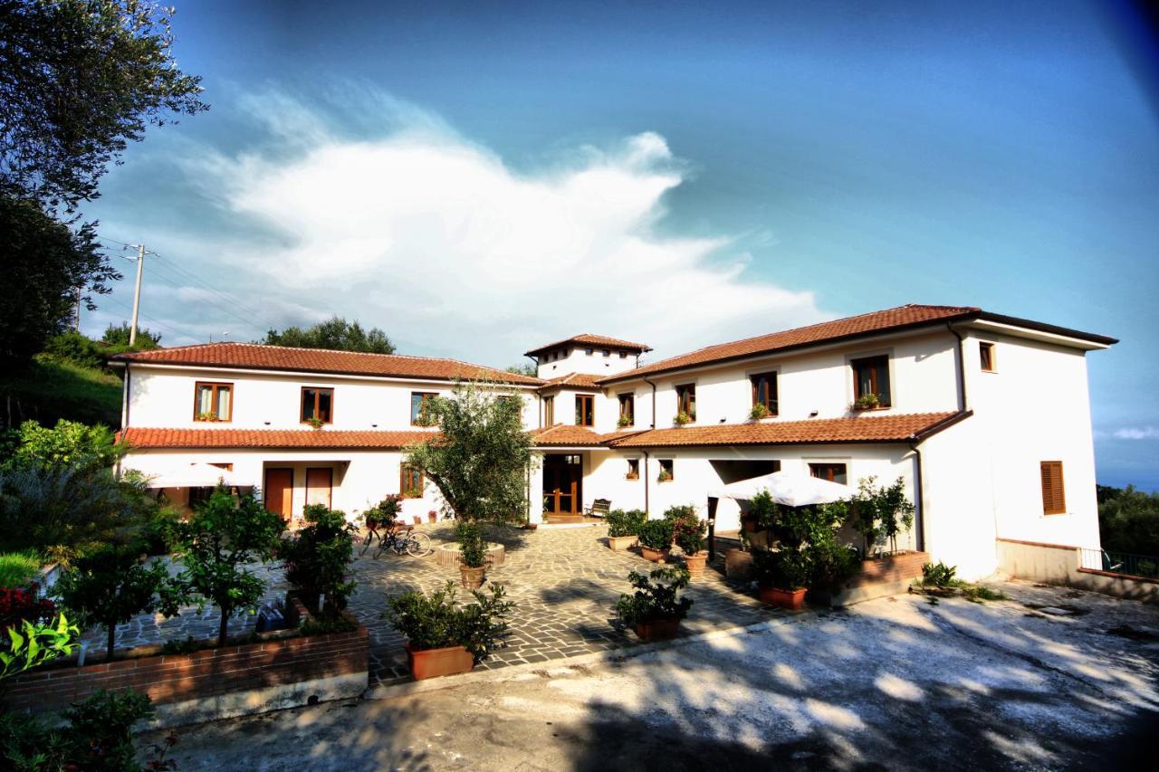 Tenuta Terre Di Bosco Oasi Di Relax Nel Cilento San Giovanni a Piro Bagian luar foto