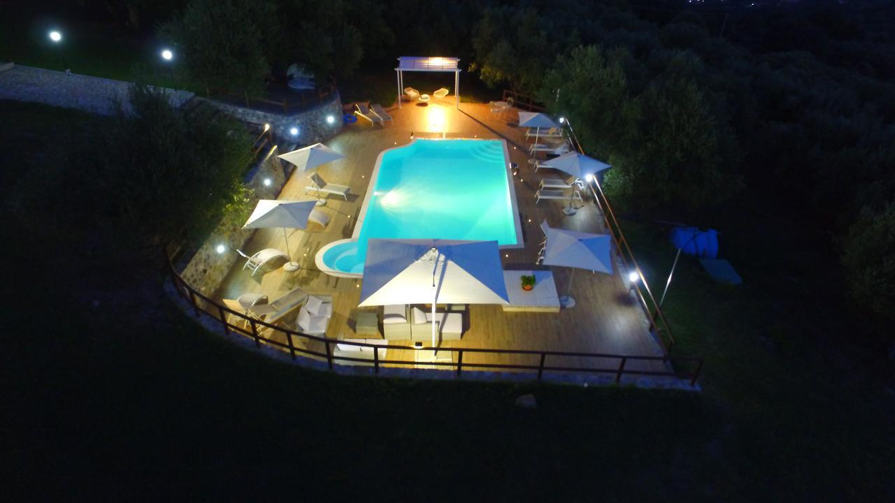 Tenuta Terre Di Bosco Oasi Di Relax Nel Cilento San Giovanni a Piro Bagian luar foto