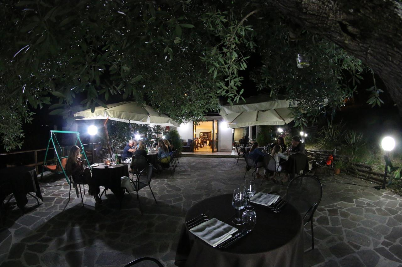 Tenuta Terre Di Bosco Oasi Di Relax Nel Cilento San Giovanni a Piro Bagian luar foto